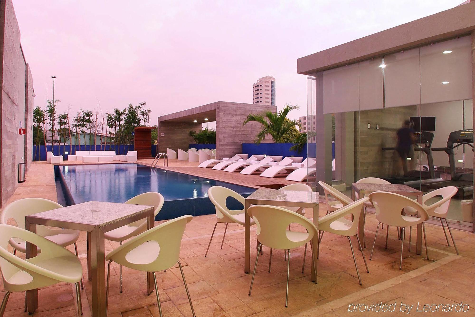 One Villahermosa 2000 Exterior foto